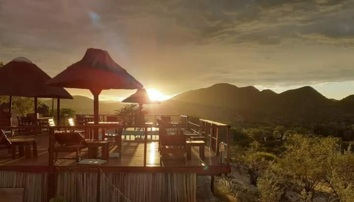 Kapika Waterfall Lodge Epupa Eksteriør billede