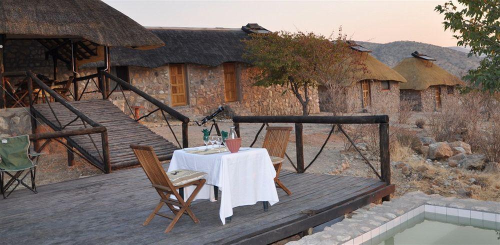 Kapika Waterfall Lodge Epupa Eksteriør billede